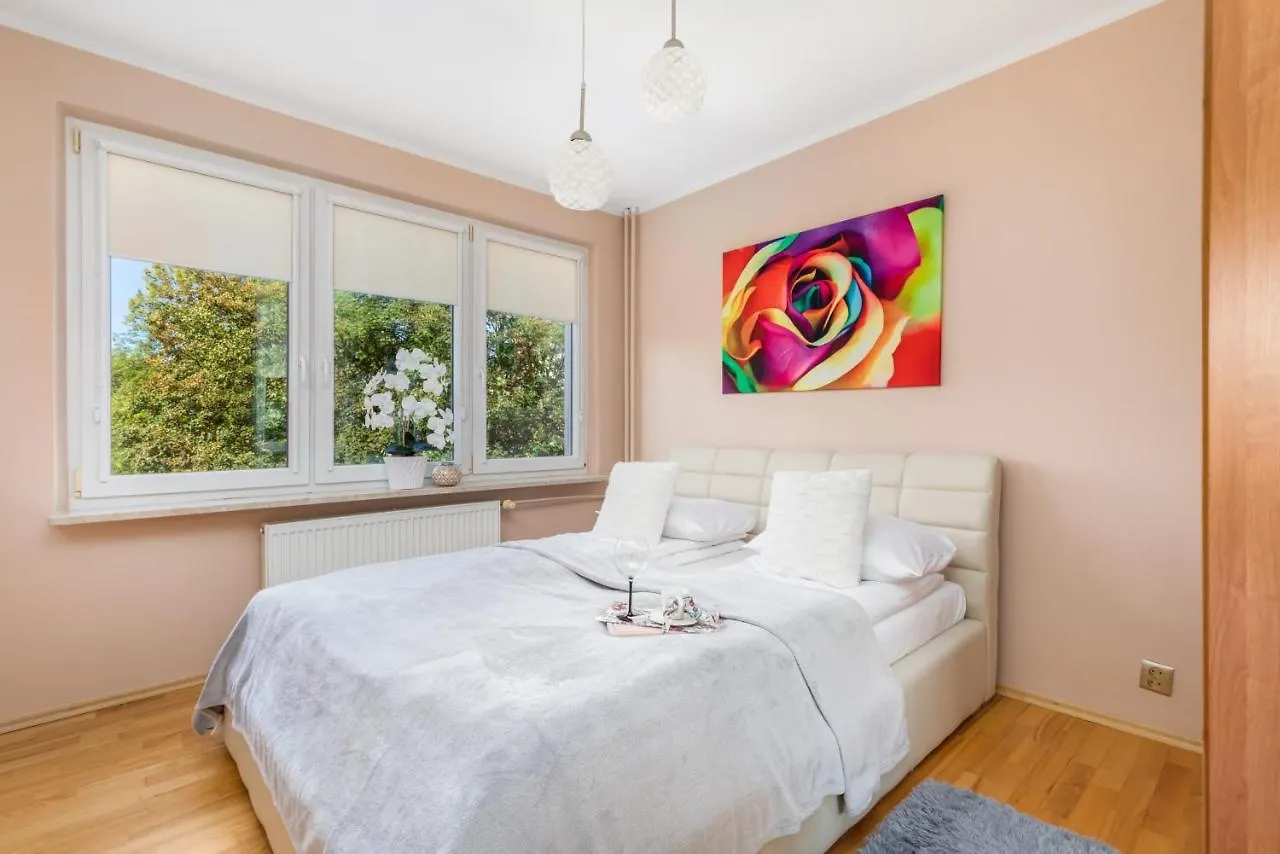 Rose Apartment In Kolobrzeg By Renters